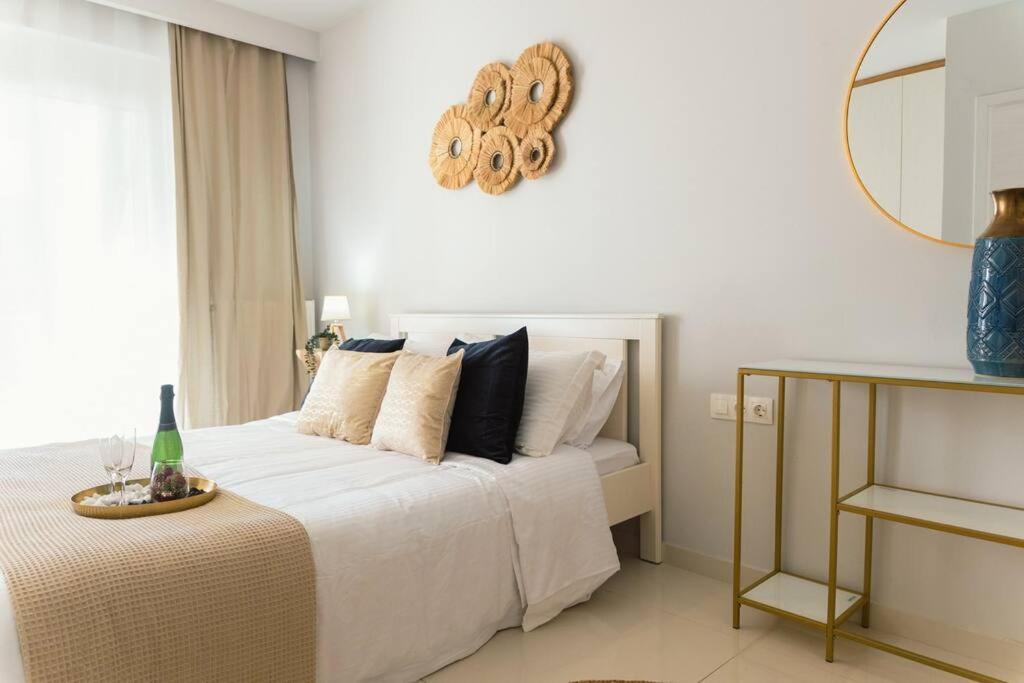 G&M Luxury Residence With Pool خانيا المظهر الخارجي الصورة